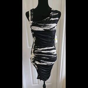 Roulette Dress Black And White Scrunched Bodycon Dress Size‎ M